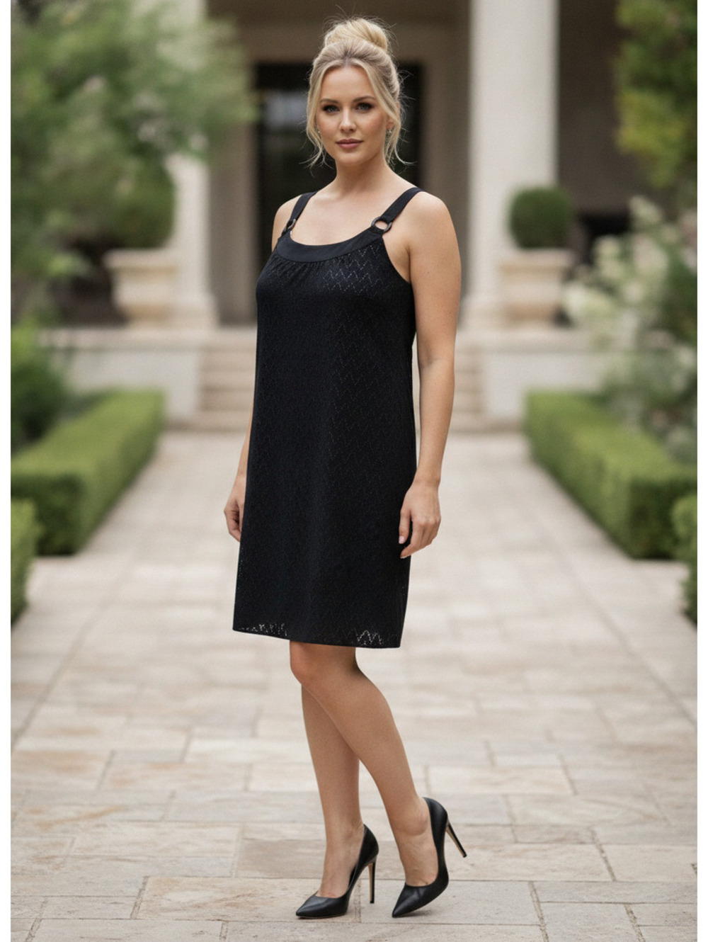 Ann Taylor LOFT Black Sleeveless Dress with Ring Detail Size 14